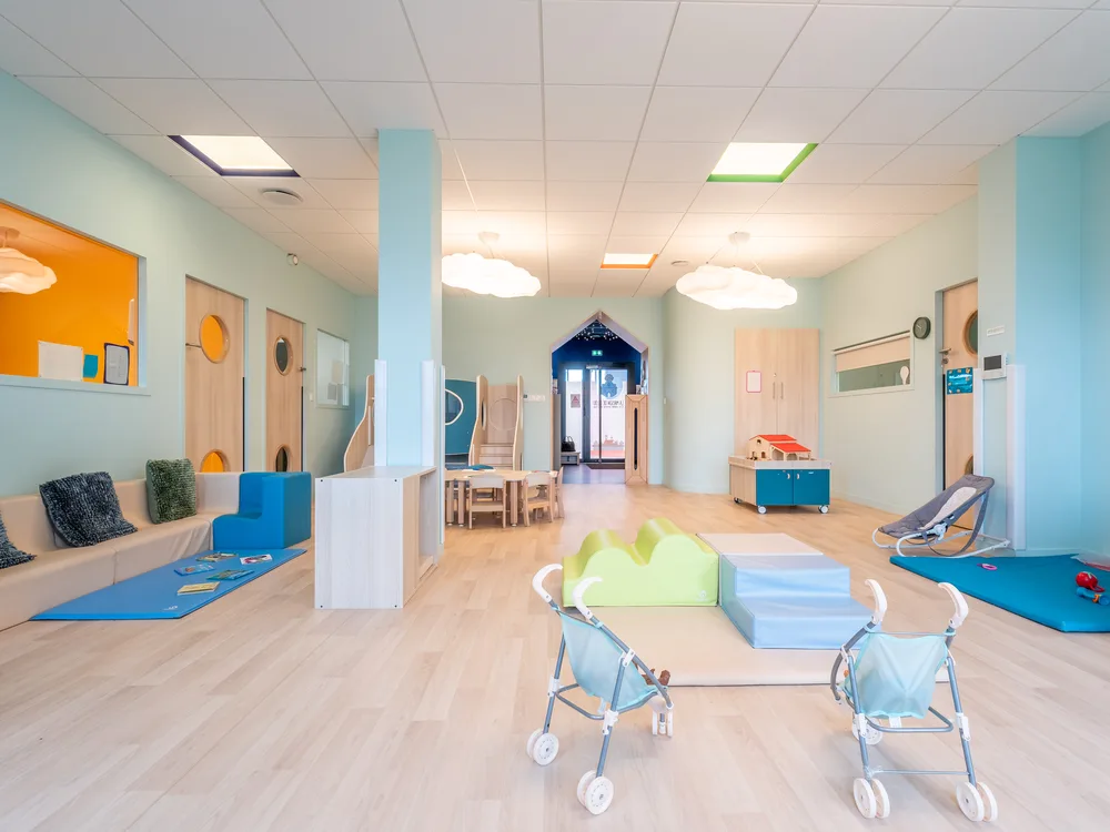 Crèche Genay — intérieur 1