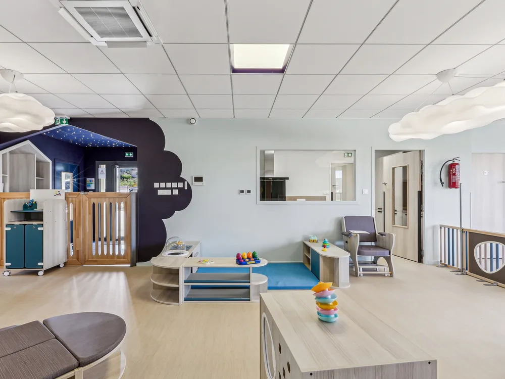 Crèche Oyonnax — intérieur 1